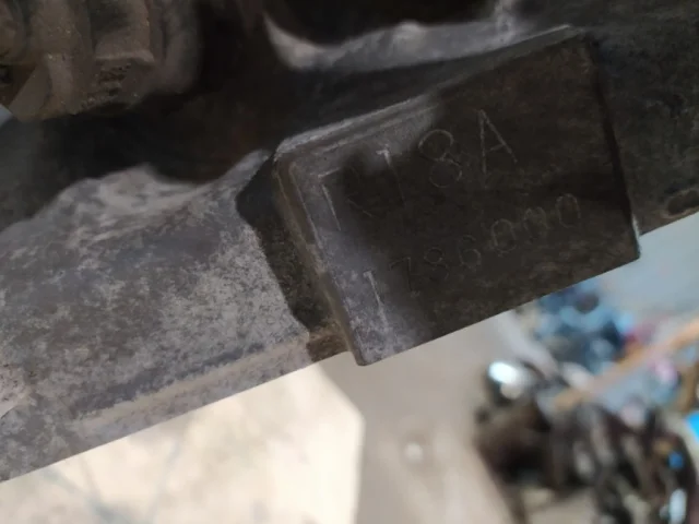 Двигатель без навесного для Honda Civic FA 2005-2010 седан на фотографиях