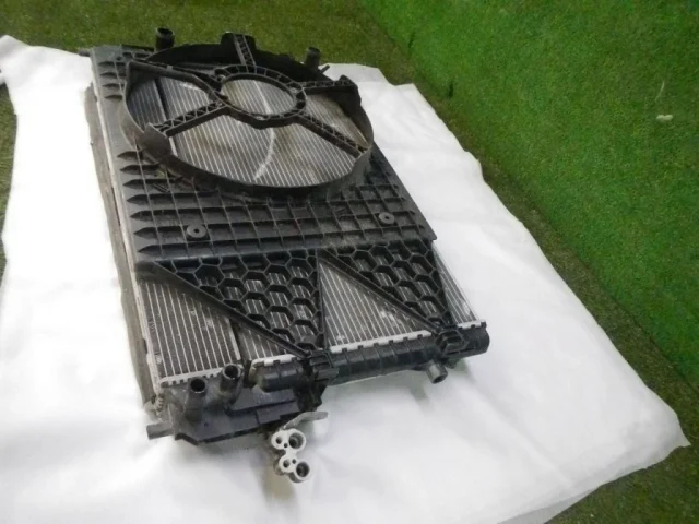 Диффузор вентилятора для Skoda Rapid I NH3 2012-2017 на фотографиях