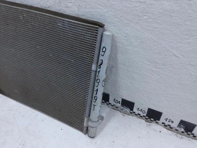 Радиатор кондиционера для Hyundai Solaris 1 RB (2011-2013) на фотографиях