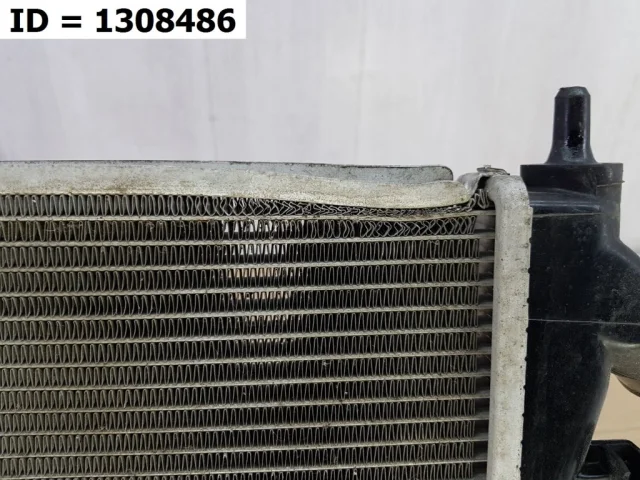 Радиатор охлаждения ДВС для Hyundai Creta 1 GS 2016-2021 на фотографиях