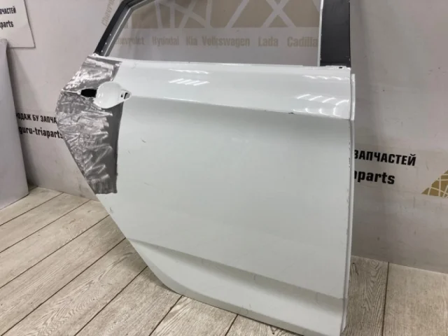 Дверь задняя правая для Hyundai Solaris 1 рестайлинг 2014-2017 на фотографиях