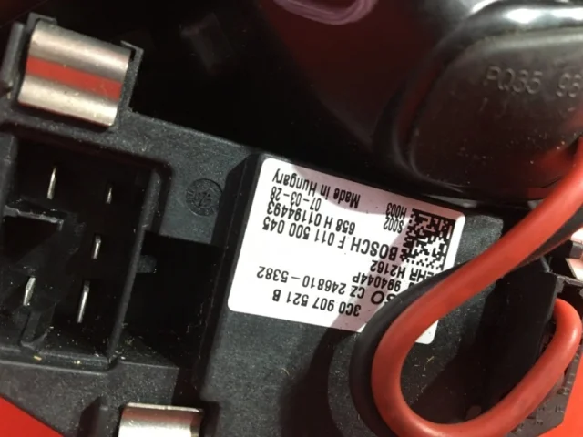 Реостат печки для Volkswagen Passat Variant (B6, Typ 3C) 2004-2010 на фотографиях