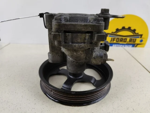 Насос ГУР для Mitsubishi Outlander 1 CU0W 2002-2009 на фотографиях