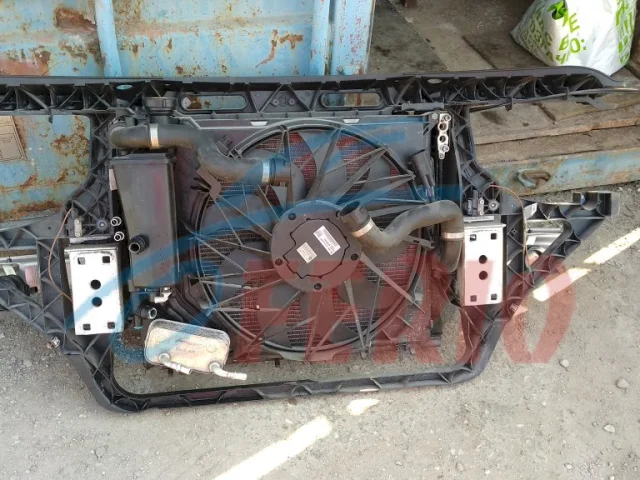 Вентилятор радиатора охлаждения ДВС для BMW X3 Е83 2003-2010 на фотографиях