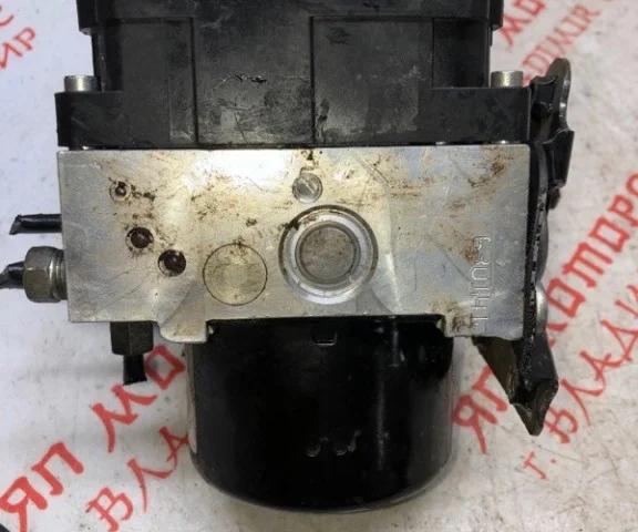 Блок ABS для Honda Accord 7 2002-2008 на фотографиях