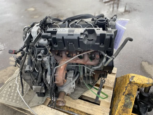 Продажа двигателя D5244T4