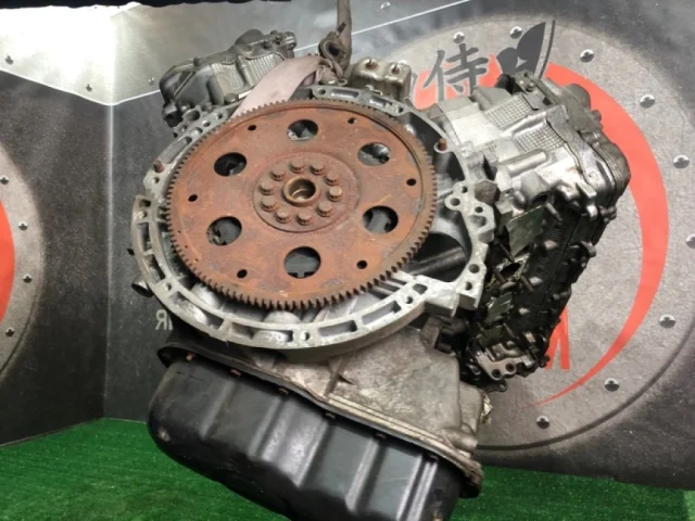 Двигатель для Toyota Land Cruiser J200 Rest2 2015-2021 на фотографиях