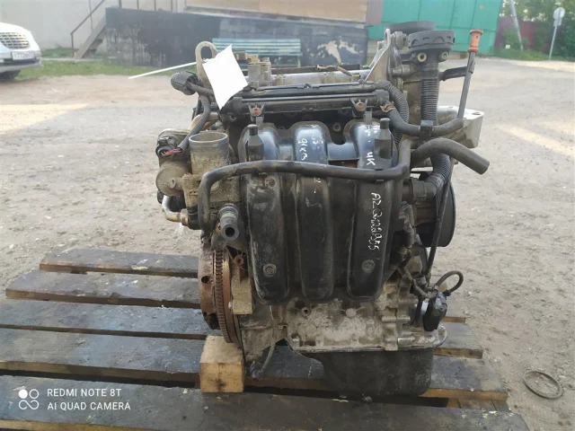Двигатель без навесного для Volkswagen Polo IV Седан (9N2) 2003-2005 на фотографиях
