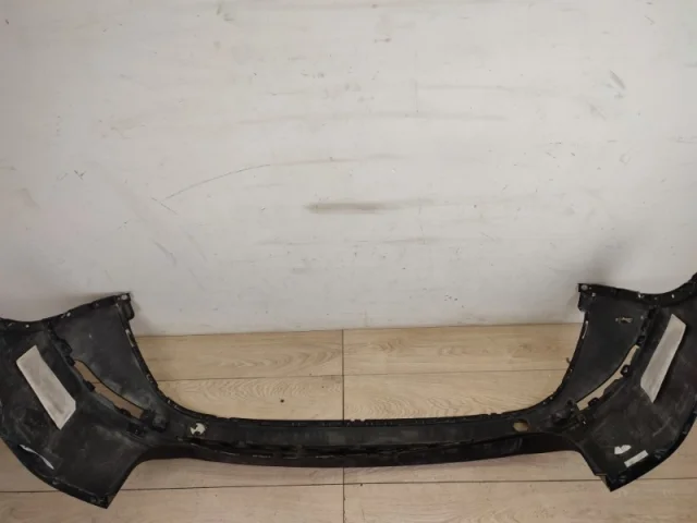 Бампер задний для Volkswagen Touareg II (7P5) 2010-2014 на фотографиях