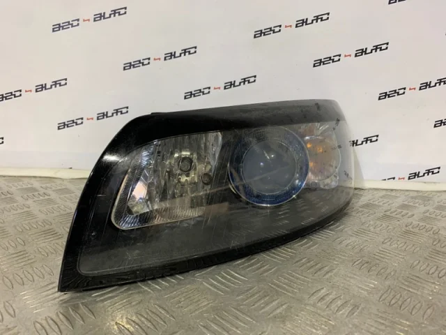 Фара левая для Volvo C30 MK 2006-2013 на фотографиях