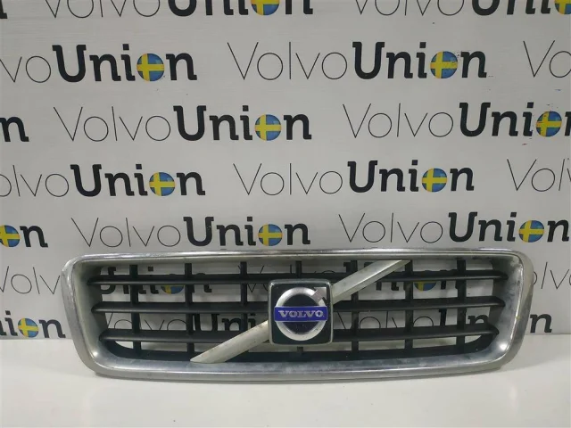 Решетка радиатора для Volvo S60 RS,RH I rest 2004-2009 на фотографиях
