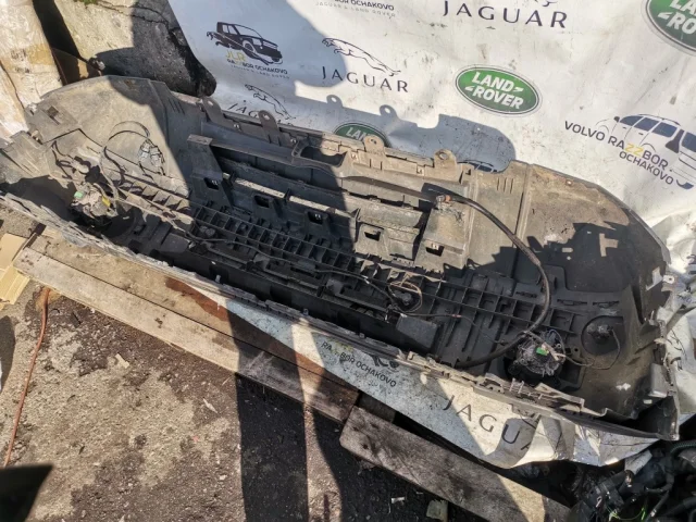 Бампер передний для Land Rover Discovery L319 2004-2009 на фотографиях