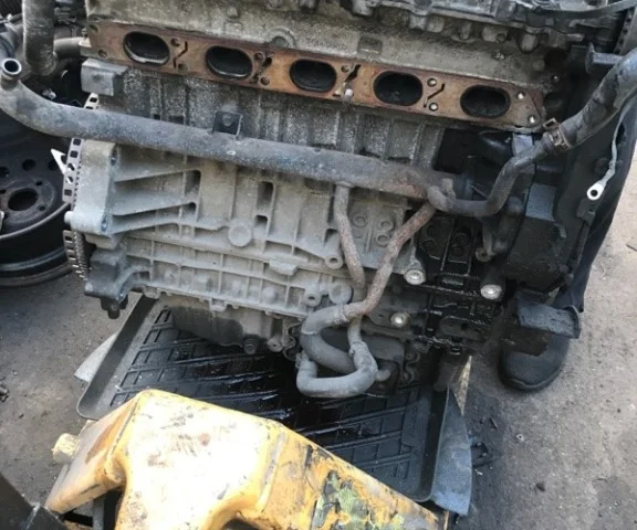 Продажа двигателя B5244S