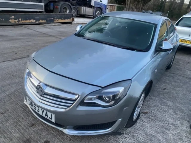 Задний подрамник для Opel Insignia Седан A 2008-2017 на фотографиях