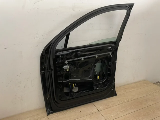 Двери для Audi Q7 4M 2015+ на фотографиях