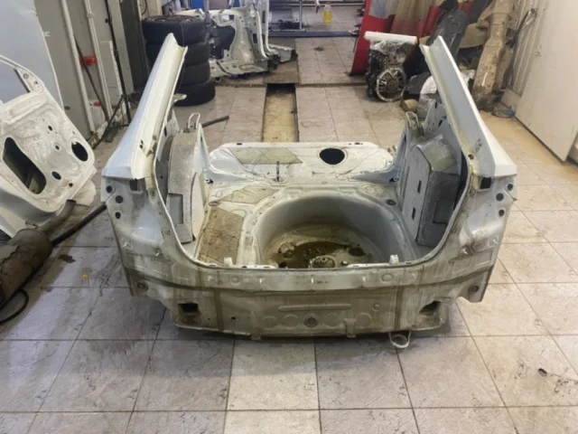 Заднее левое крыло для Skoda Rapid I rest NH3 2017-2020 на фотографиях