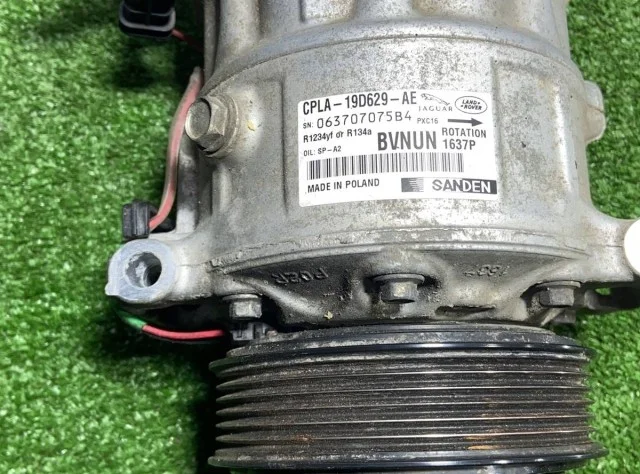 Компрессор кондиционера для Land Rover Range Rover L405 2012-2017 на фотографиях