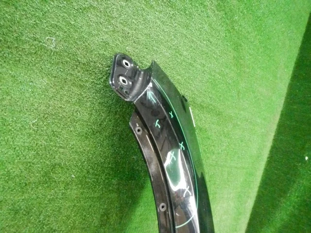 Крыло левое для Volkswagen Touareg I (7L) 2002-2010 на фотографиях