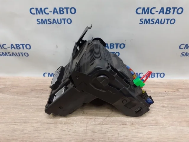 CEM Центральный электронный модуль для Volvo XC90 I C 2002-2014 на фотографиях