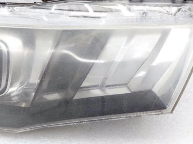 Решетка радиатора для Honda Civic FA 2005-2010 седан на фотографиях