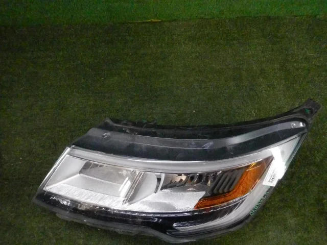 Фара левая для Ford Explorer U502 rest 2014-2019 на фотографиях
