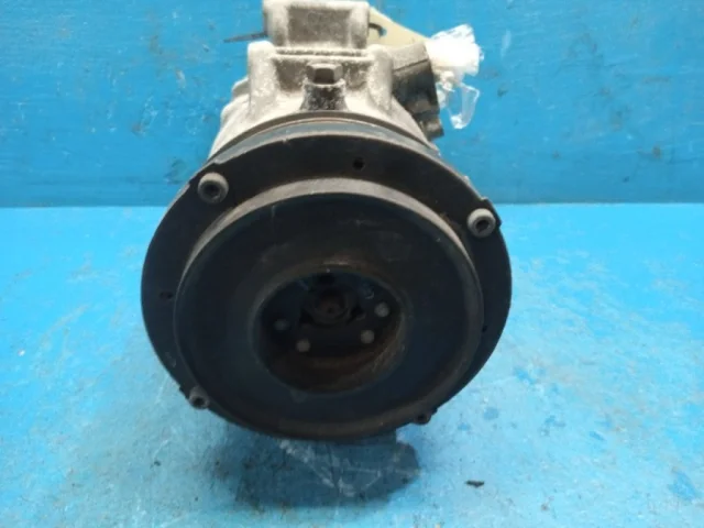 Компрессор кондиционера для Toyota RAV4 XA40 2013-2015 на фотографиях