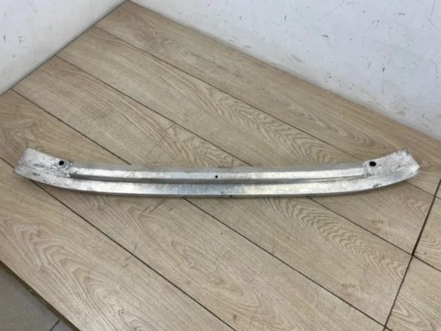 Усилитель бампера передний верхний для Audi Q7 4L 2005-2015 на фотографиях