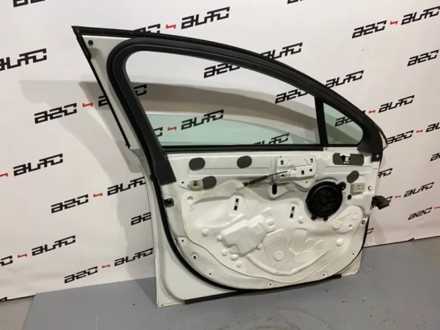 Дверь передняя левая для Peugeot 508 Седан 2011-2018 на фотографиях