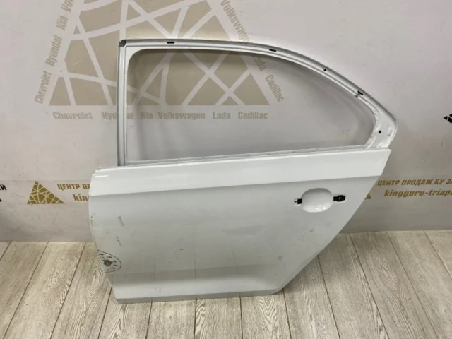 Дверь задняя левая для Skoda Rapid I rest NH3 2017-2020 на фотографиях