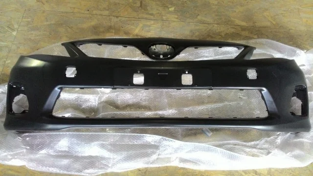 Бампер передний для Toyota Corolla E140/E150 Седан 2006-2013 на фотографиях