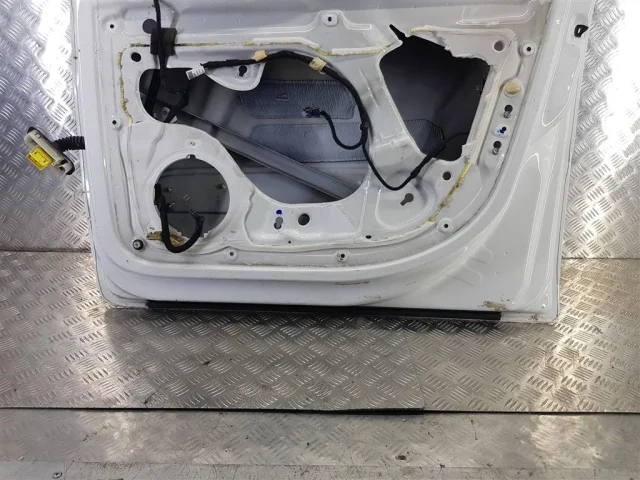 Двери для Citroen Berlingo 2 B9 фургон 2008-2016 на фотографиях