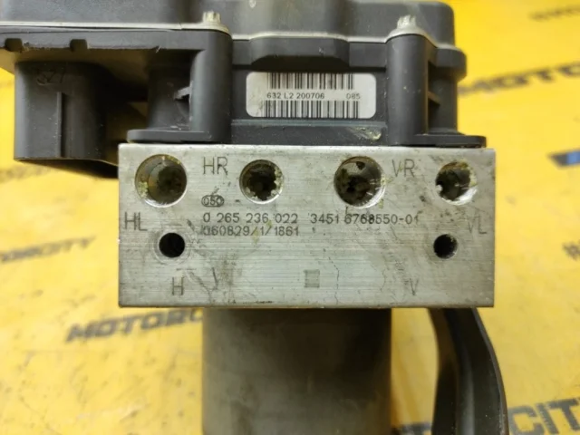 Блок ABS для BMW 5er Е60 2003-2010 на фотографиях