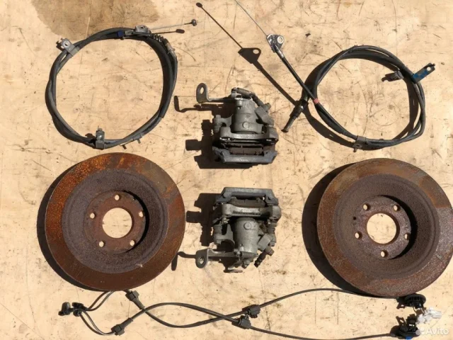 Суппорт задний левый для Mazda CX 5 KE 2011-2017 на фотографиях