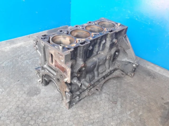 Блок цилиндров для Opel Zafira B 2005-2015 на фотографиях