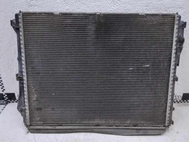 Радиатор охлаждения ДВС для Mercedes-Benz M class W166 2011-2015 на фотографиях