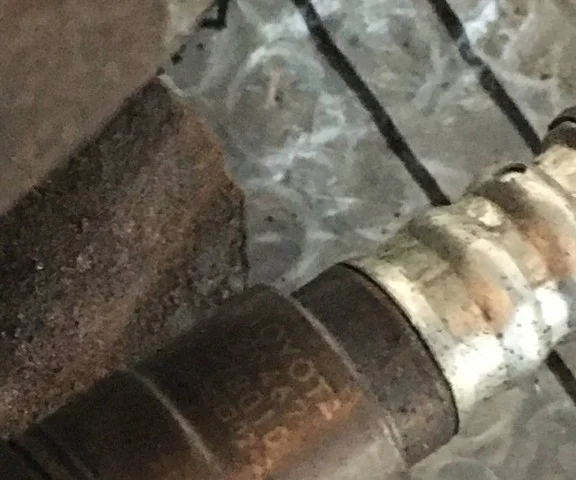 Лямбда-зонд (верхний) для Toyota RAV4 XA20 2000-2005 на фотографиях