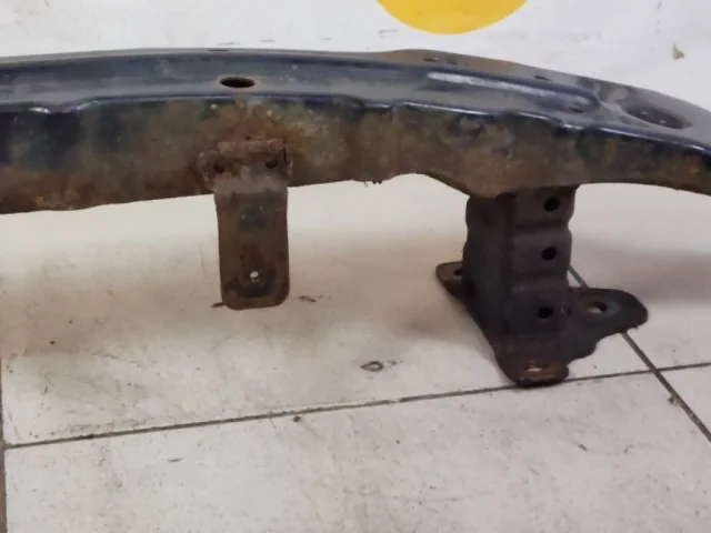 Усилитель бампера передний верхний для SsangYong Kyron DJ rest 2007-2016 на фотографиях