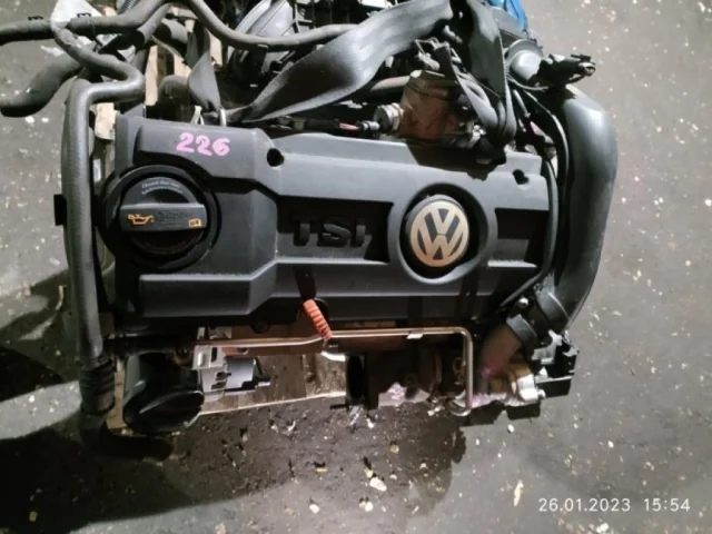 Двигатель для Volkswagen Passat Variant (B6, Typ 3C) 2004-2010 на фотографиях