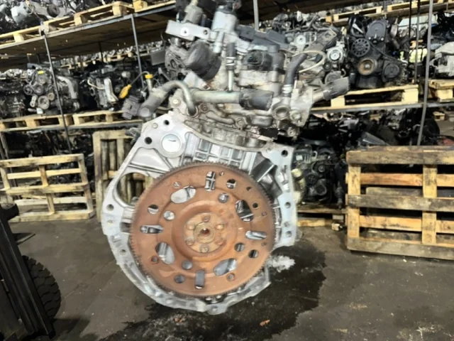 Двигатель для Nissan Qashqai+2 J10 2008-2010 на фотографиях