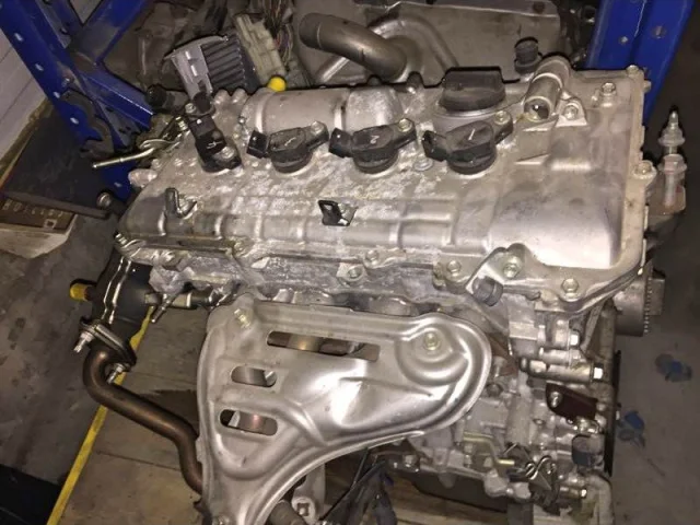 Продажа двигателя 2ZR-FXE