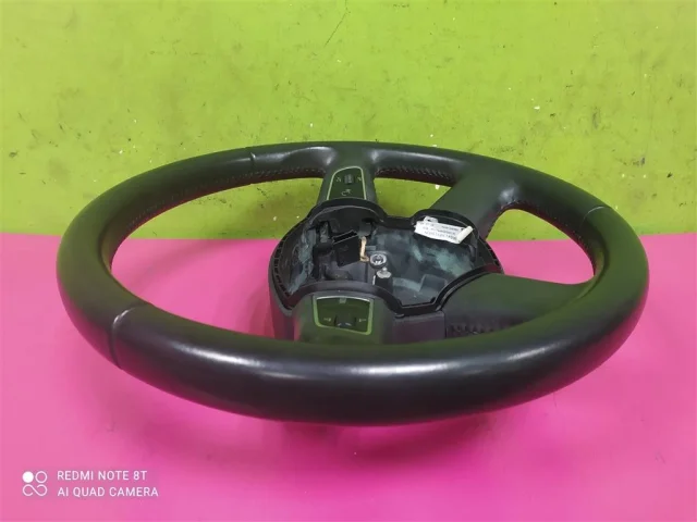 Руль для Audi Q5 8R 2008-2016 на фотографиях