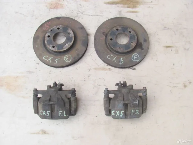 Суппорт задний правый для Mazda CX 5 KE 2011-2017 на фотографиях