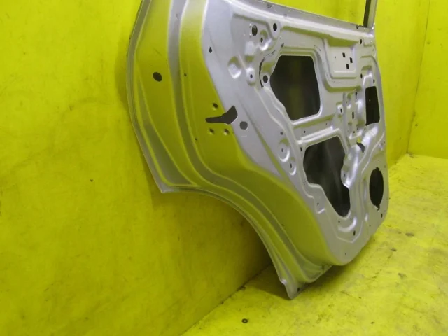 Дверь задняя левая для Nissan X-Trail T32 RU 2015-2022 на фотографиях