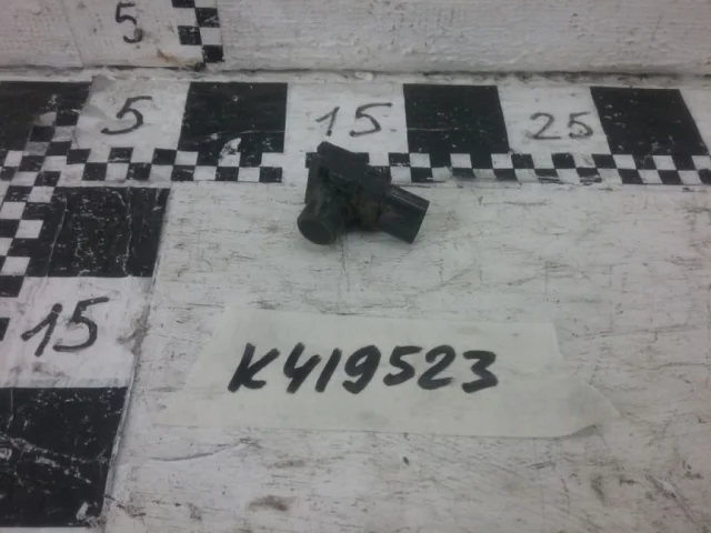 Парктроник задний для Toyota Land Cruiser 200 2007-2015 на фотографиях