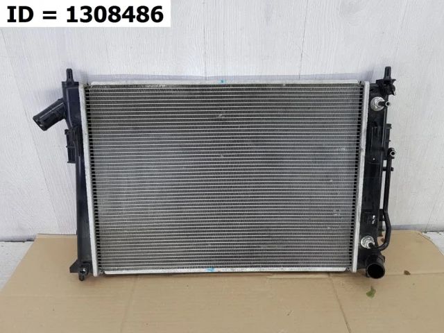 Радиатор охлаждения ДВС для Hyundai Creta 1 GS 2016-2021 на фотографиях