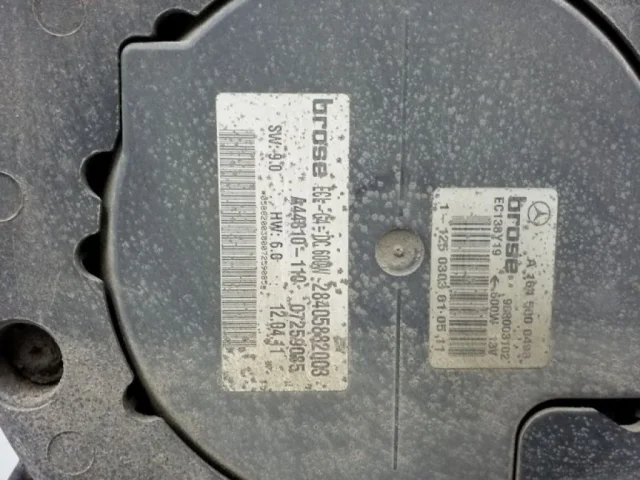 Вентилятор радиатора охлаждения ДВС для Mercedes-Benz M class W164 2005-2011 на фотографиях