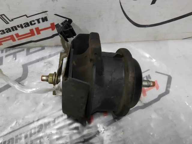 Подушка двигателя для Nissan Fuga Y50 2004-2009 на фотографиях