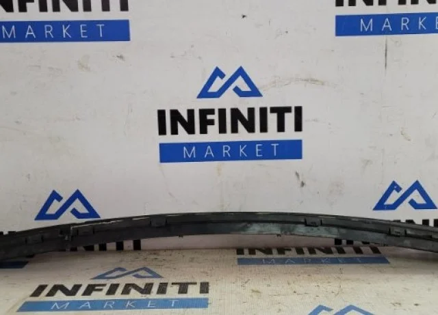 Решетка переднего бампера для Infiniti Q Q50 V37 2013-2021 на фотографиях