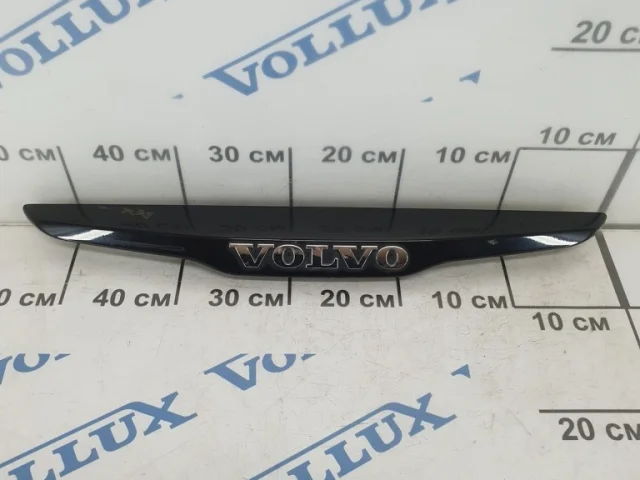 Ручка багажника для Volvo C30 MK 2006-2013 на фотографиях