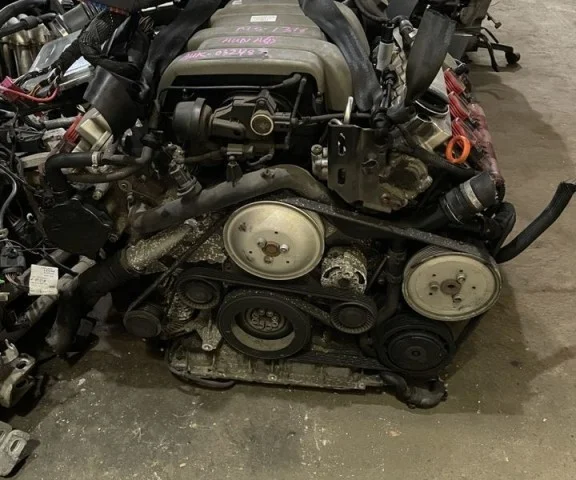 Накладка заднего бампера для Audi A6 C6 Avant 2004-2011 на фотографиях